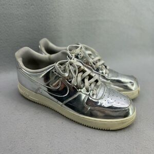 Nike Mens Silver Air Force 1 SP Liquid Metal Metallic Chrome Athletic Sneaker Sh